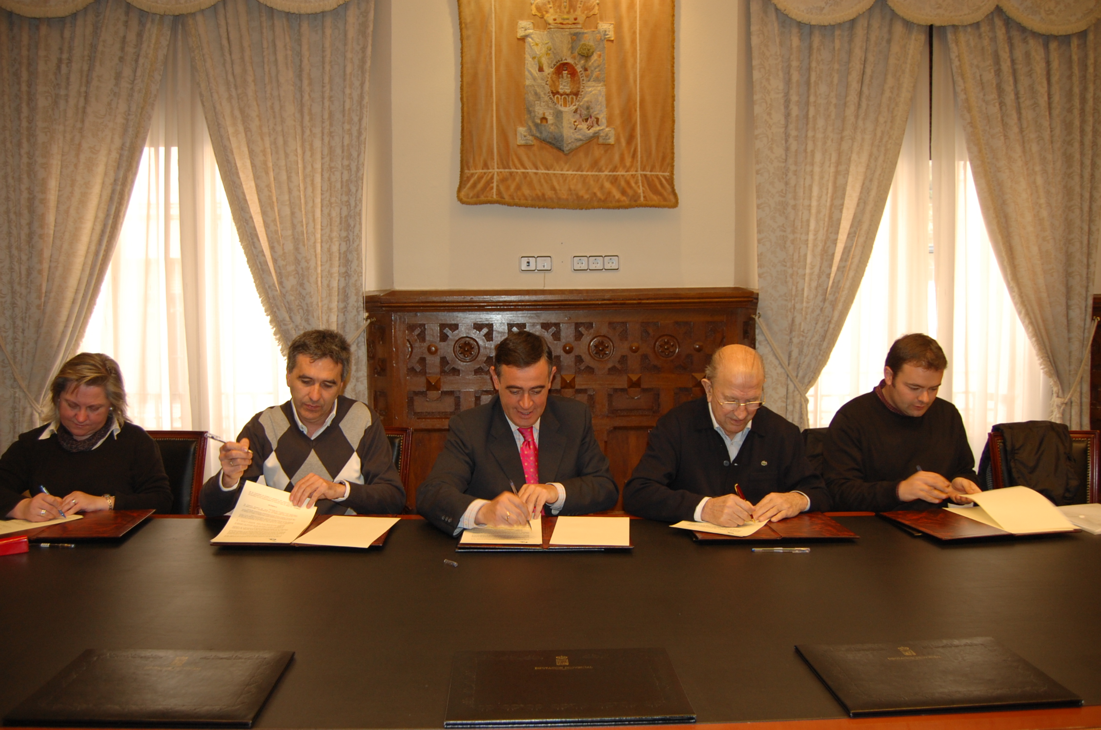 LA DIPUTACIÓN FIRMA UN CONVENIO DE COLABORACIÓN CON LOS AYUNTAMIENTOS DE DURUELO DE LA SIERRA, COVALEDA, VINUESA Y MANCOMUNIDAD DE MOLINOS DE DUERO-SALDUERO  PARA LA GESTIÓN CONJUNTA DE LAS DEPURADORAS DEL ALTO DUERO